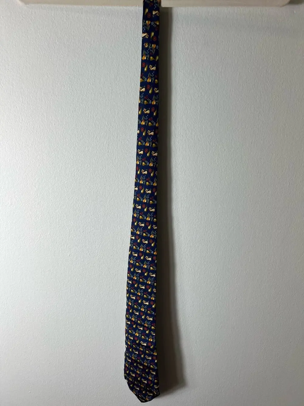 Salvatore Ferragamo Men's Navy Fruit and Flower Print Tie